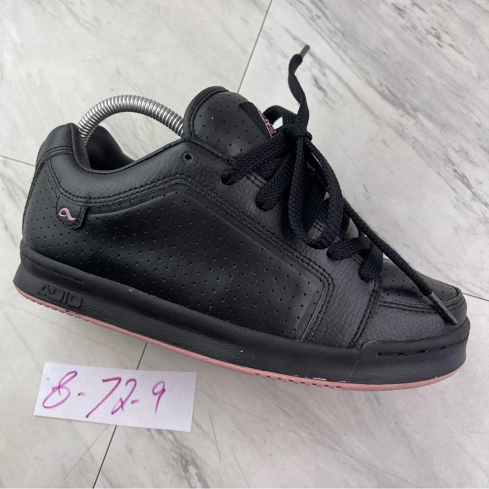 Adio women 8 rare vintage black leather pink skate skateboard sk8 old skool shoe